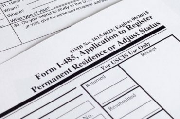 Servicio de inmigración Holguin Tax and Services